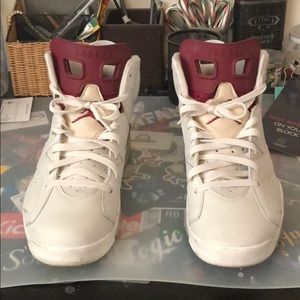Jordan 6 Maroon